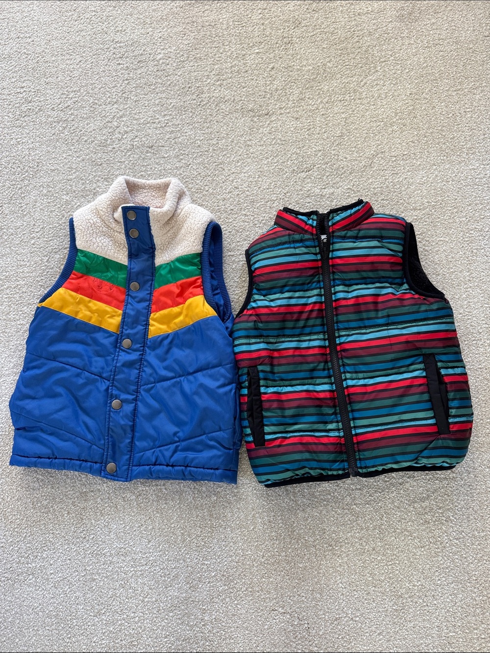 Lot Boys Vests Retro Cat & Jack Blue Puffer Vest Multicolor Stripe Accents